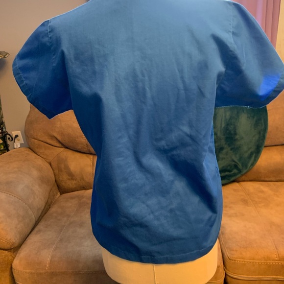 BUNDLE OF 3 !Allheart Blue Unisex Scrub Top XSM
BUNDLE OF 3 TOPS - Picture 8 of 13